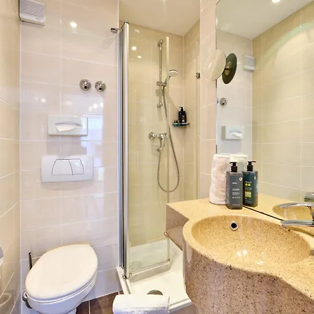 Szálloda Vier Jahreszeiten