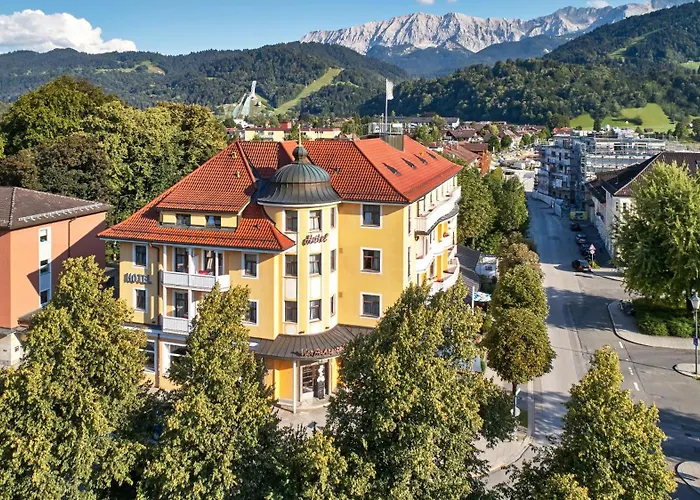 Vier Jahreszeiten Hotel 3*