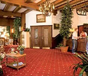 Szálloda Vier Jahreszeiten 3*